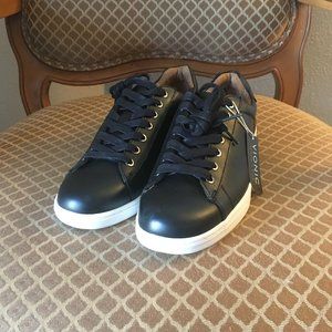 Vionic Baldwin Science in Style lace up sneakers NWT